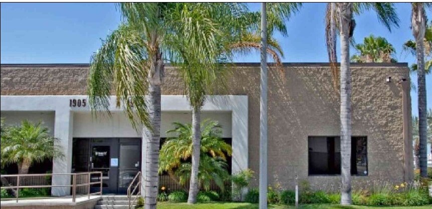 More Photos Of 2945 Cherry Ave, Signal Hill Warehouse For Lease