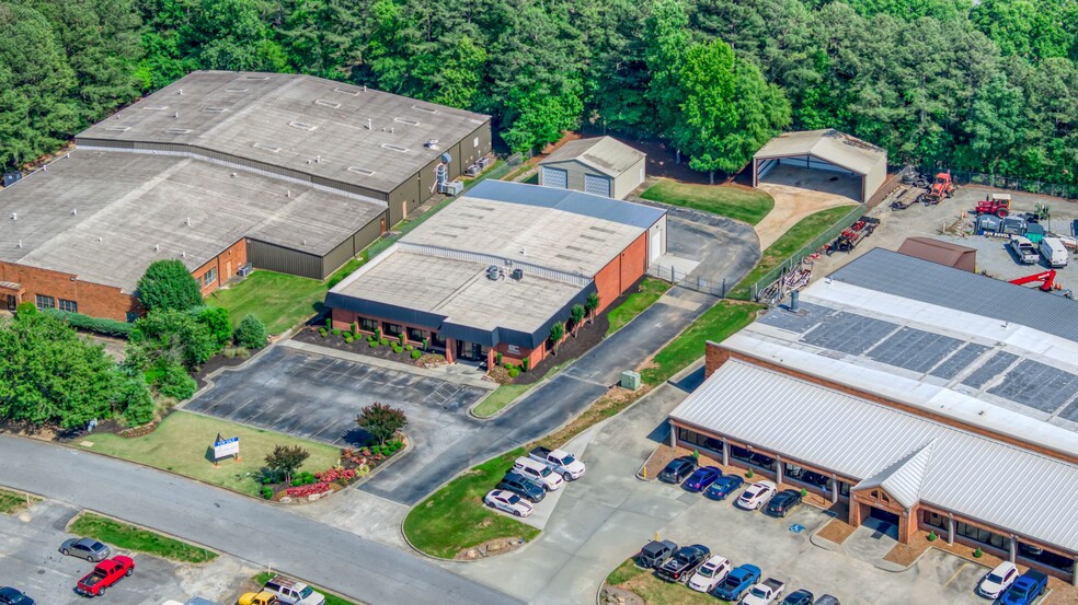 More Photos Of 5350 Webb Pky, Lilburn Flex For Sale