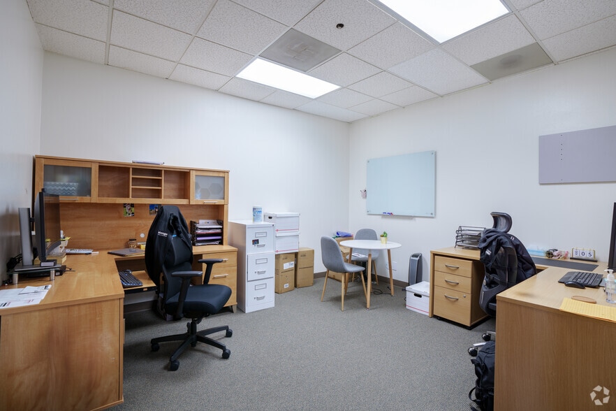 More Photos Of 44049 Fremont Blvd, Fremont Research And Development For Lease
