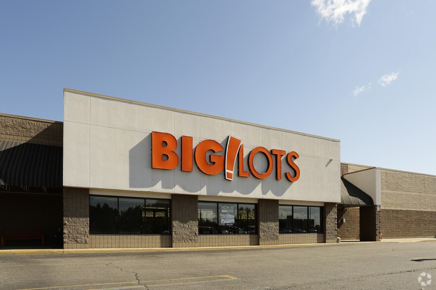 More Photos Of 710-754 Perry Ave, Big Rapids Unknown For Lease