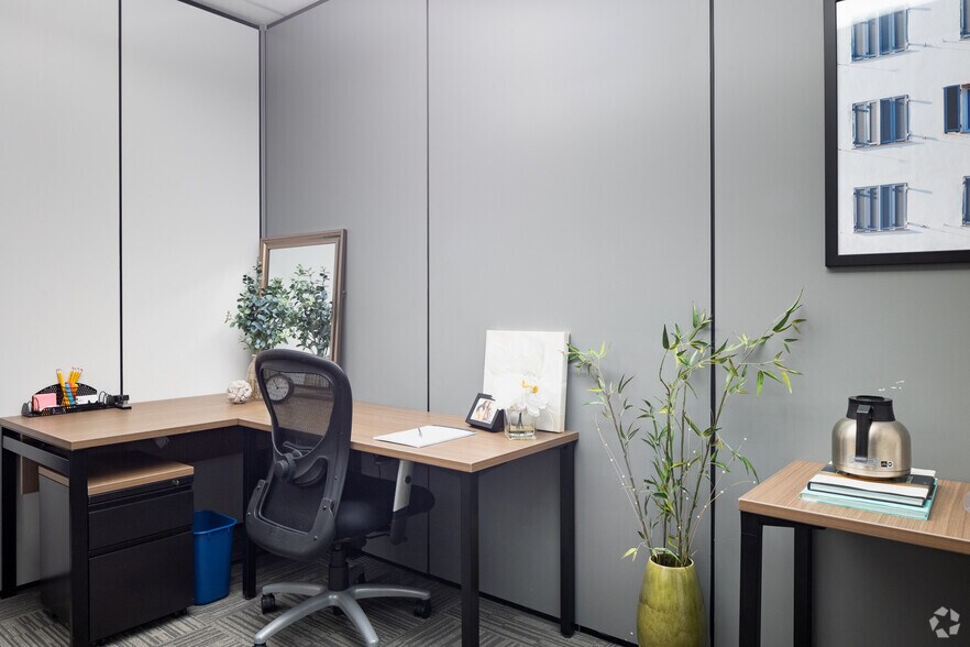 More Photos Of 950 W Bannock St, Boise Coworking Space