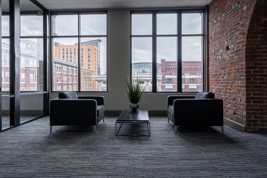 More Photos Of 200 S Meridian St, Indianapolis Office For Lease