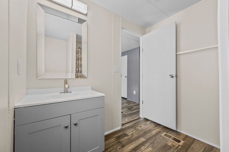 More Photos Of 9572 Hwy 41 W, Pink Hill Land For Sale