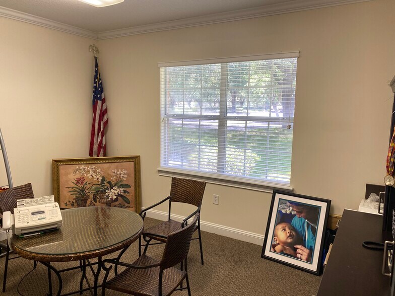 More Photos Of 6817 Southpoint Pky, Jacksonville Loft Creative Space For Lease