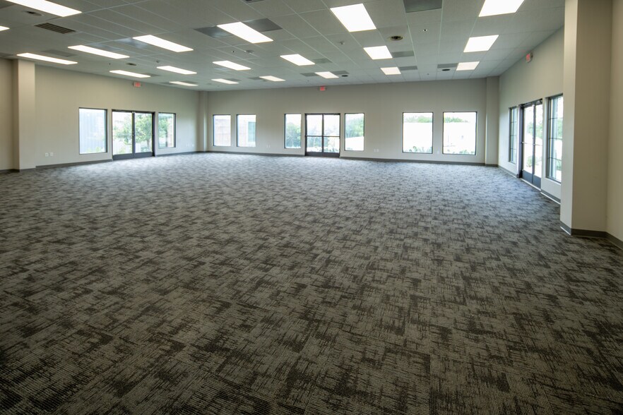 More Photos Of 1771 Robinson Road, Grand Prairie Warehouse For Sale
