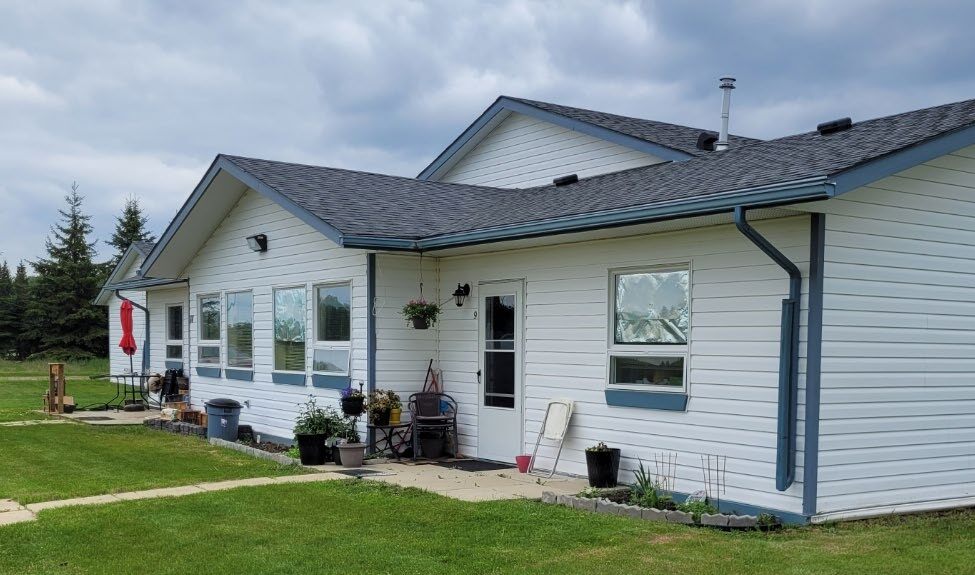 More Photos Of 9606 101 Av, Plamondon Apartments For Sale