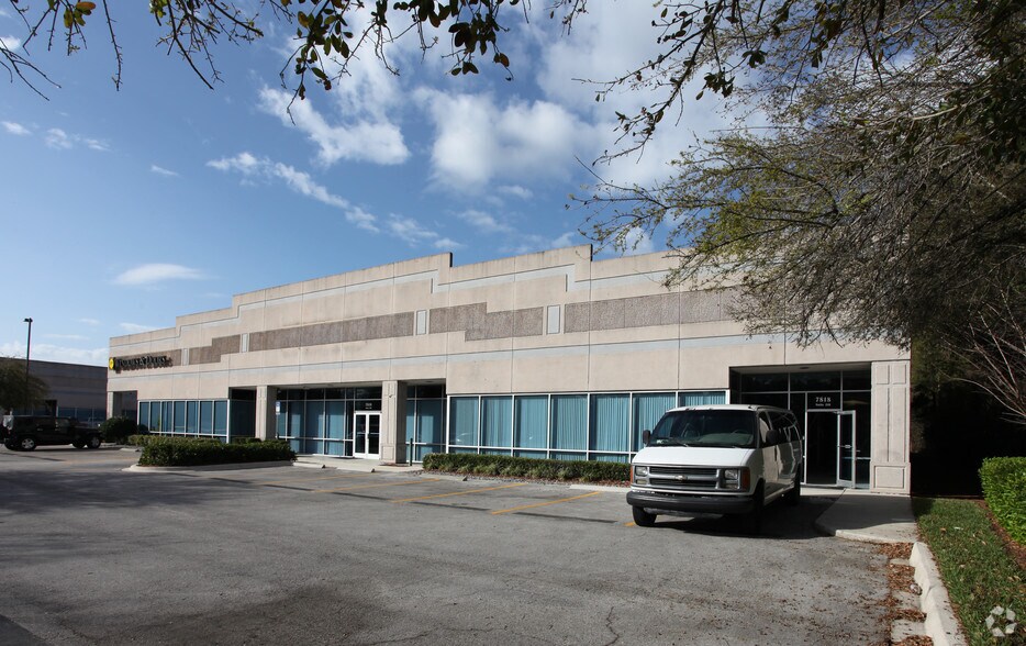 More Photos Of 7818 Philips Hwy, Jacksonville Unknown For Lease