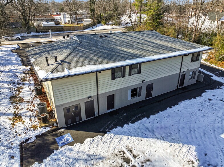 More Photos Of 1502 Featherstone Rd, Woodbridge Medical For Sale