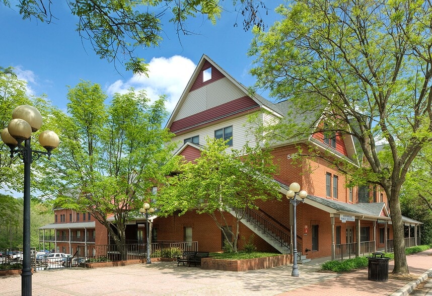 More Photos Of 637 Main St, Laurel Apartments For Sale