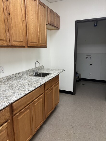 More Photos Of 4101 Sable Ave, Longmont Warehouse For Lease