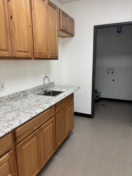 More Photos Of 4104 Sable Rd, Longmont Warehouse For Lease