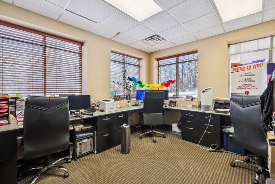 More Photos Of 3340 Sherman Ct, Eagan Medical For Sale