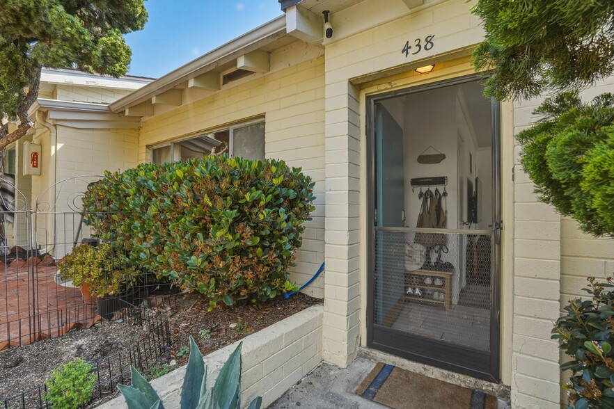 More Photos Of 428-438 Rosemont St, La Jolla Apartments For Sale