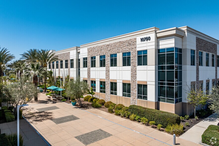 More Photos Of 10760 4th St, Rancho Cucamonga Unknown For Lease