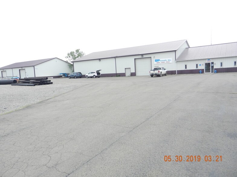 More Photos Of 200 Lake Ave, Hamburg Light Distribution For Lease