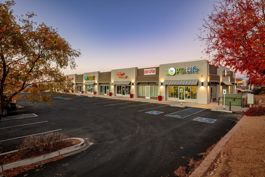 More Photos Of Golf Course Rd, Rio Rancho Land For Lease