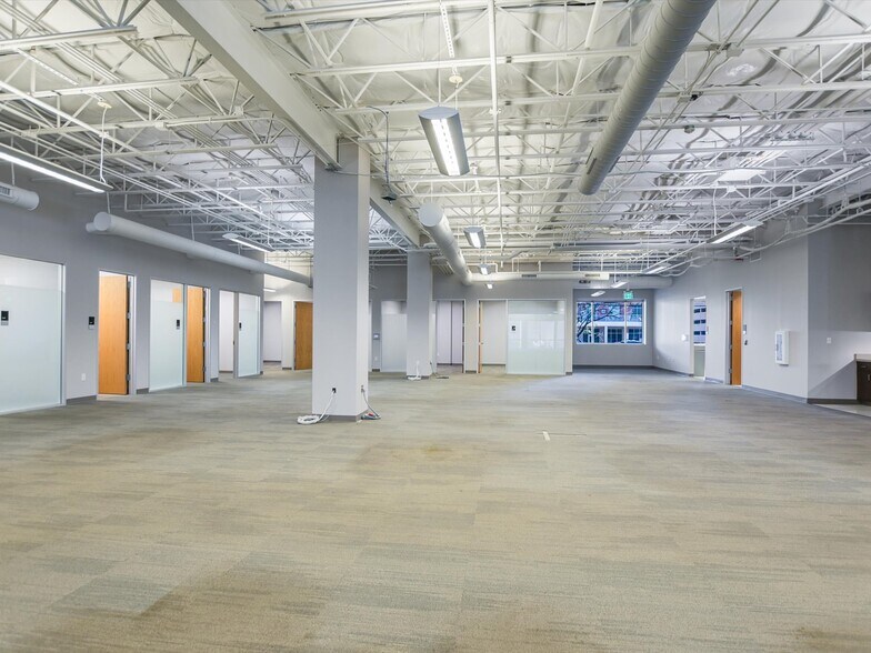 More Photos Of 1705 Guadalupe St, Austin Office For Sale