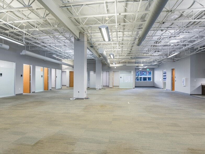 More Photos Of 1705 Guadalupe St, Austin Office For Sale