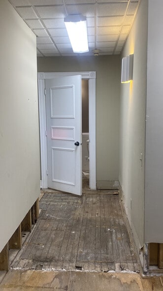 More Photos Of 15 S Gordons Aly, Atlantic City Apartments For Sale