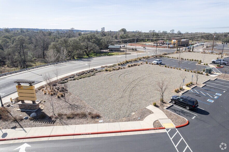 More Photos Of 5520 Schriber Way, Rocklin Fast Food For Lease