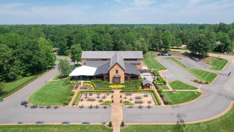 More Photos Of 8442 Old Church Rd, New Kent Winery Vineyard For Sale
