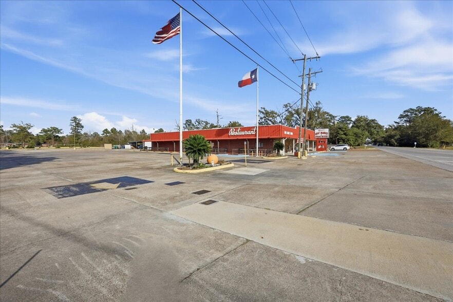 Primary Photo Of 3720 W Park Ave, Orange Flex For Sale