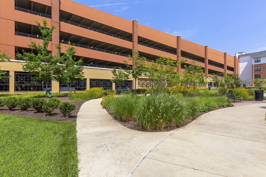 More Photos Of 9300 Lottsford Rd, Largo Apartments For Lease