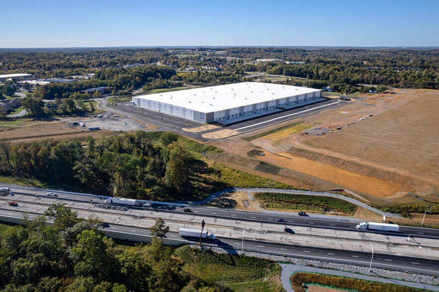 More Photos Of 1130 N Pottstown Pike, Exton Distribution For Lease