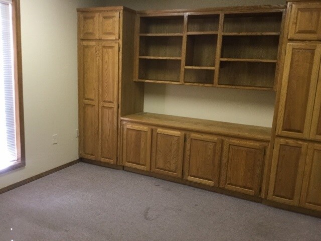 More Photos Of 1102 S Mena St, Mena Medical For Lease