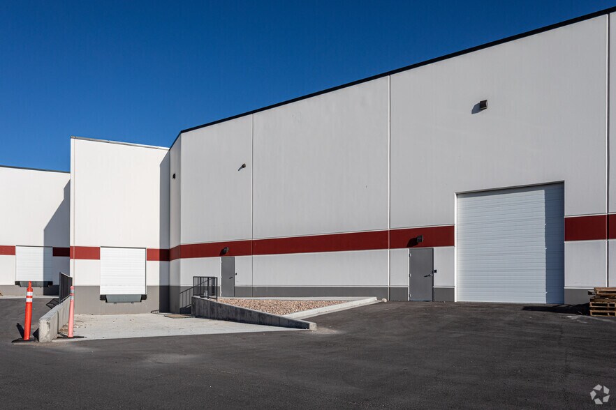 More Photos Of 13863 S 2700 W, Bluffdale Light Distribution For Sale