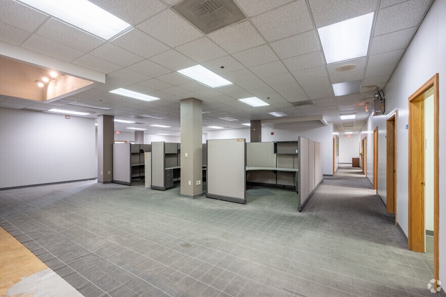 More Photos Of 620 Spring St, North Dighton Warehouse For Sale