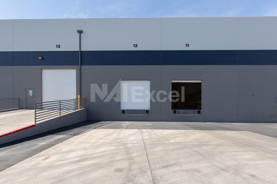 More Photos Of 3940 E Craig Rd, North Las Vegas Warehouse For Lease