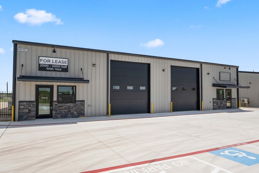 More Photos Of 2036 Seaborn Road Building 3 Suite A, Ponder Warehouse For Lease