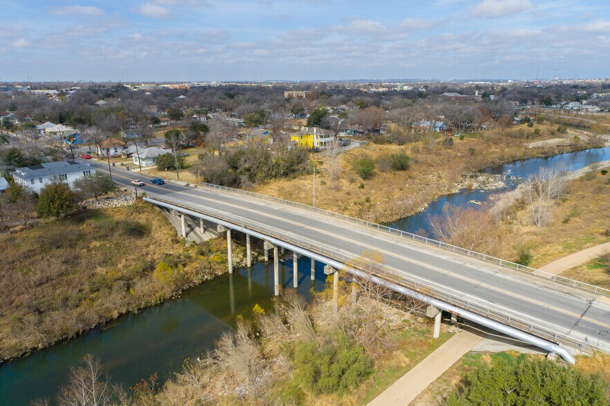 More Photos Of 333 E Theo Ave, San Antonio Land For Sale