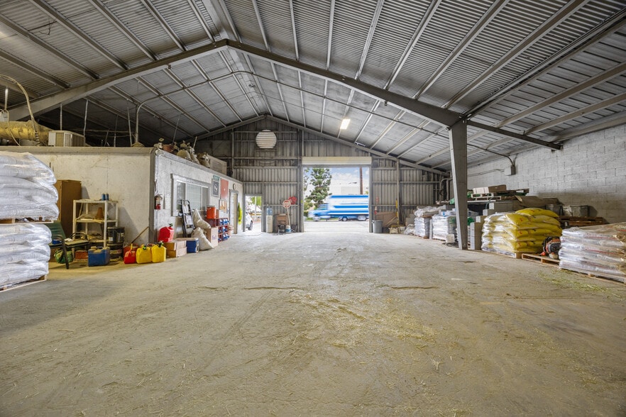 More Photos Of 780 N Todd Ave, Azusa Distribution For Sale