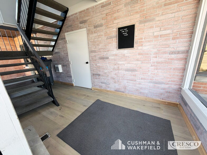 More Photos Of 22649 Lorain Rd, Fairview Park Office For Lease