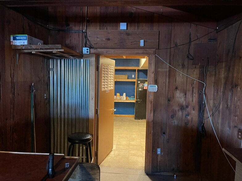 More Photos Of 2968 State Highway 49, Cool Storefront Retail Office For Lease