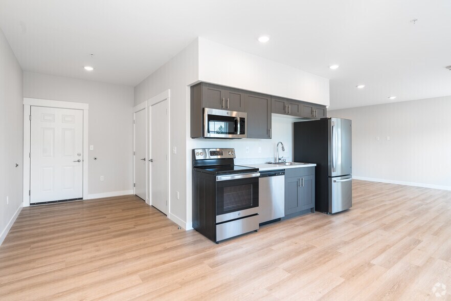 More Photos Of 1620 N River Ridge Blvd, Spokane Apartments For Sale