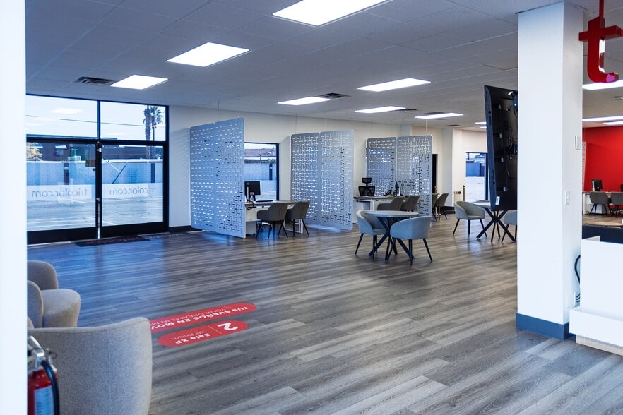 More Photos Of 3105 E Sahara Ave, Las Vegas Auto Repair For Lease