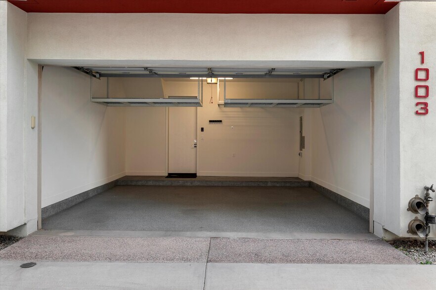 More Photos Of 16580 N 92nd St, Scottsdale Office Residential For Lease