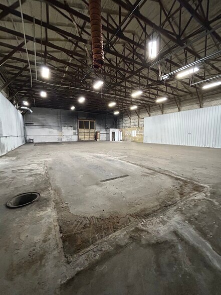More Photos Of 9340 Shaver Rd, Portage Manufacturing For Sale