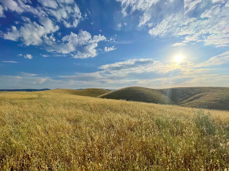 More Photos Of 0 E. 41 Hwy, Templeton Land For Sale