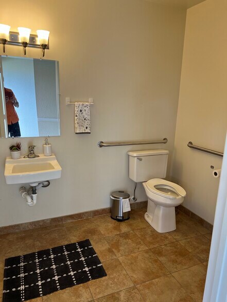 More Photos Of 1847-1865 SE Port St Lucie Blvd, Port Saint Lucie Medical For Sale
