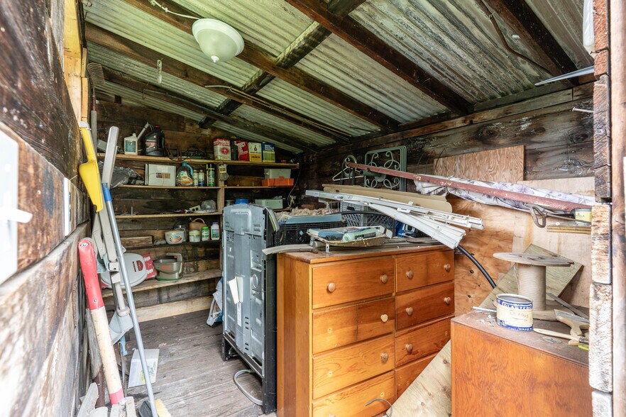 More Photos Of 229 E Lake Emily Rd, Crystal Falls Trailer Camper Park For Sale