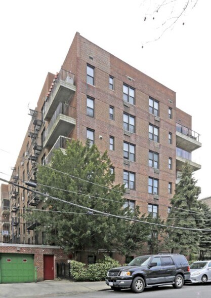 More Photos Of 14105 Northern Blvd, Flushing Healthcare For Sale