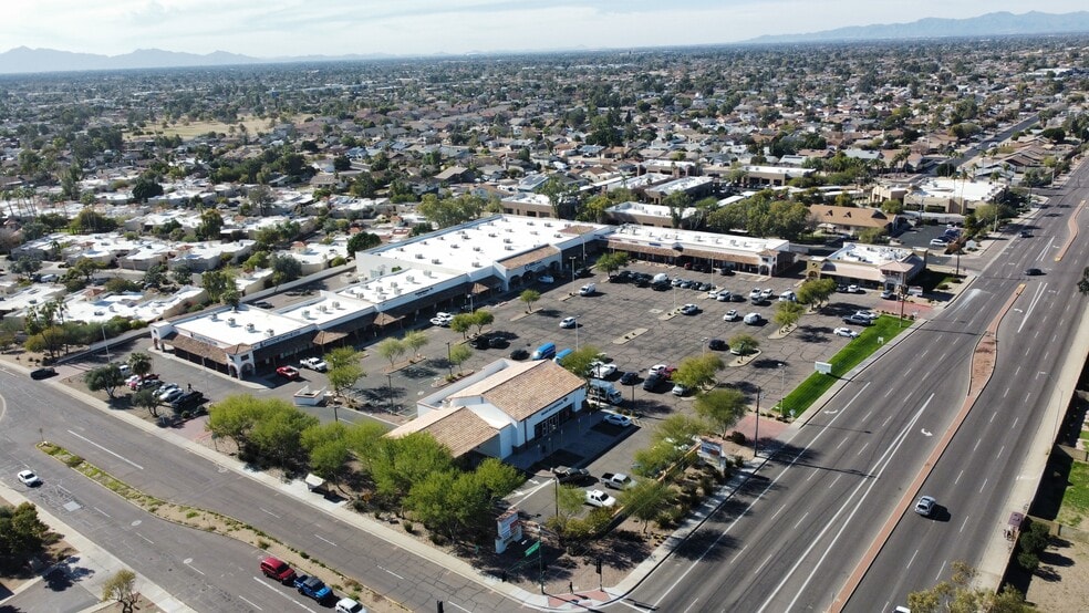 More Photos Of 2901-2957 W Bell Rd, Phoenix Unknown For Lease