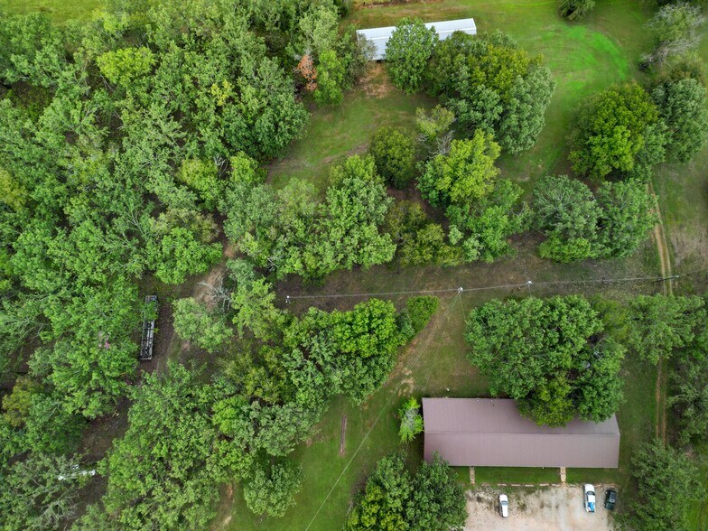 More Photos Of 23195 Shannon Ln, Summersville Apartments For Sale