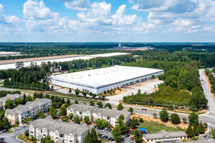 More Photos Of 5400 Oakley Industrial Blvd, Fairburn Warehouse For Lease