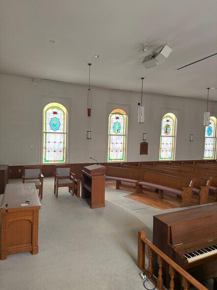 More Photos Of 15109 S Dillman St, Plainfield Religious Facility For Sale
