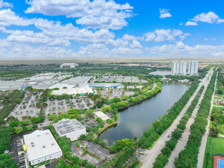 More Photos Of 1970 Sawgrass Mills Cir, Fort Lauderdale Office For Sale